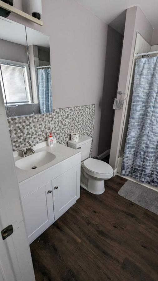 Private Room And Bathroom Providence Exterior foto